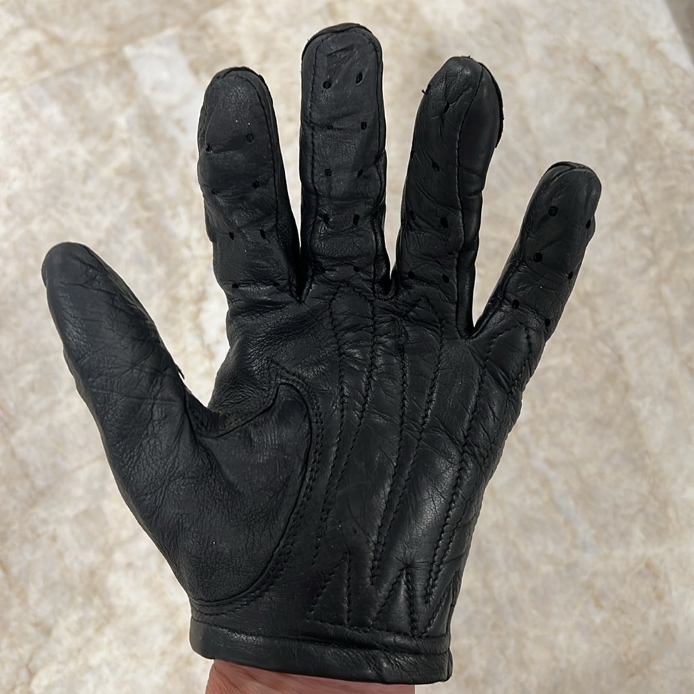 Harley Davidson Women’s leather gloves - Picture 6 of 11